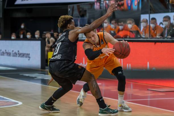 对于湖人来 对于湖人来