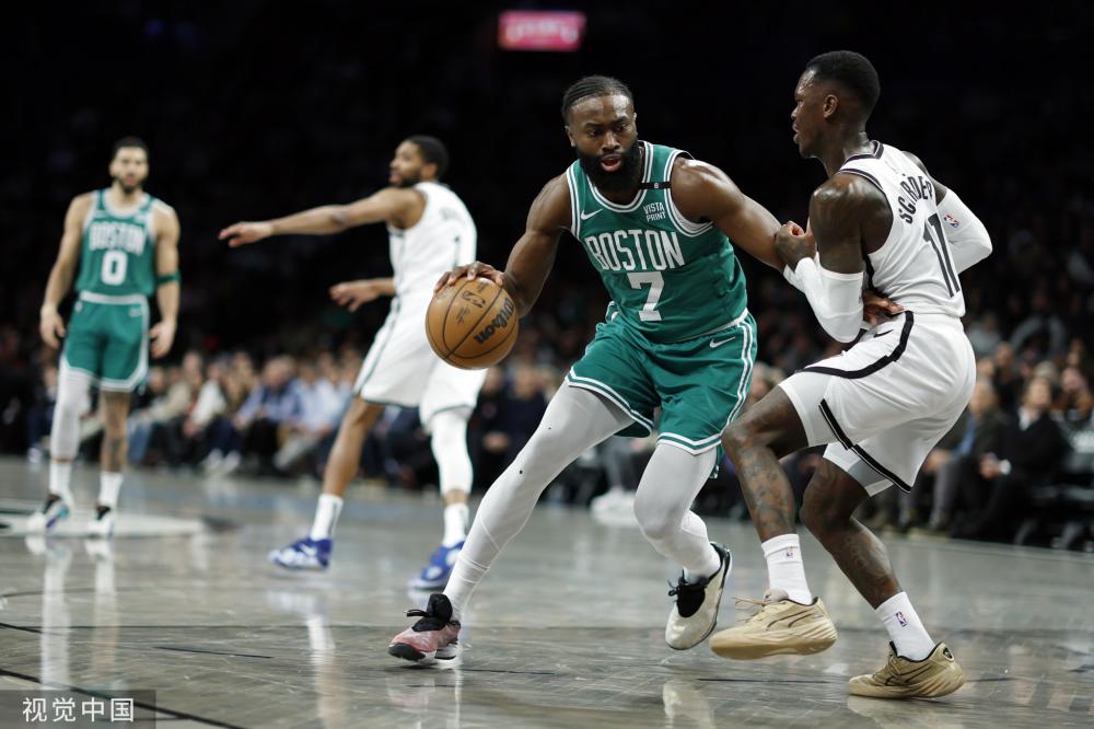 荷兰球员凭 荷兰球员凭